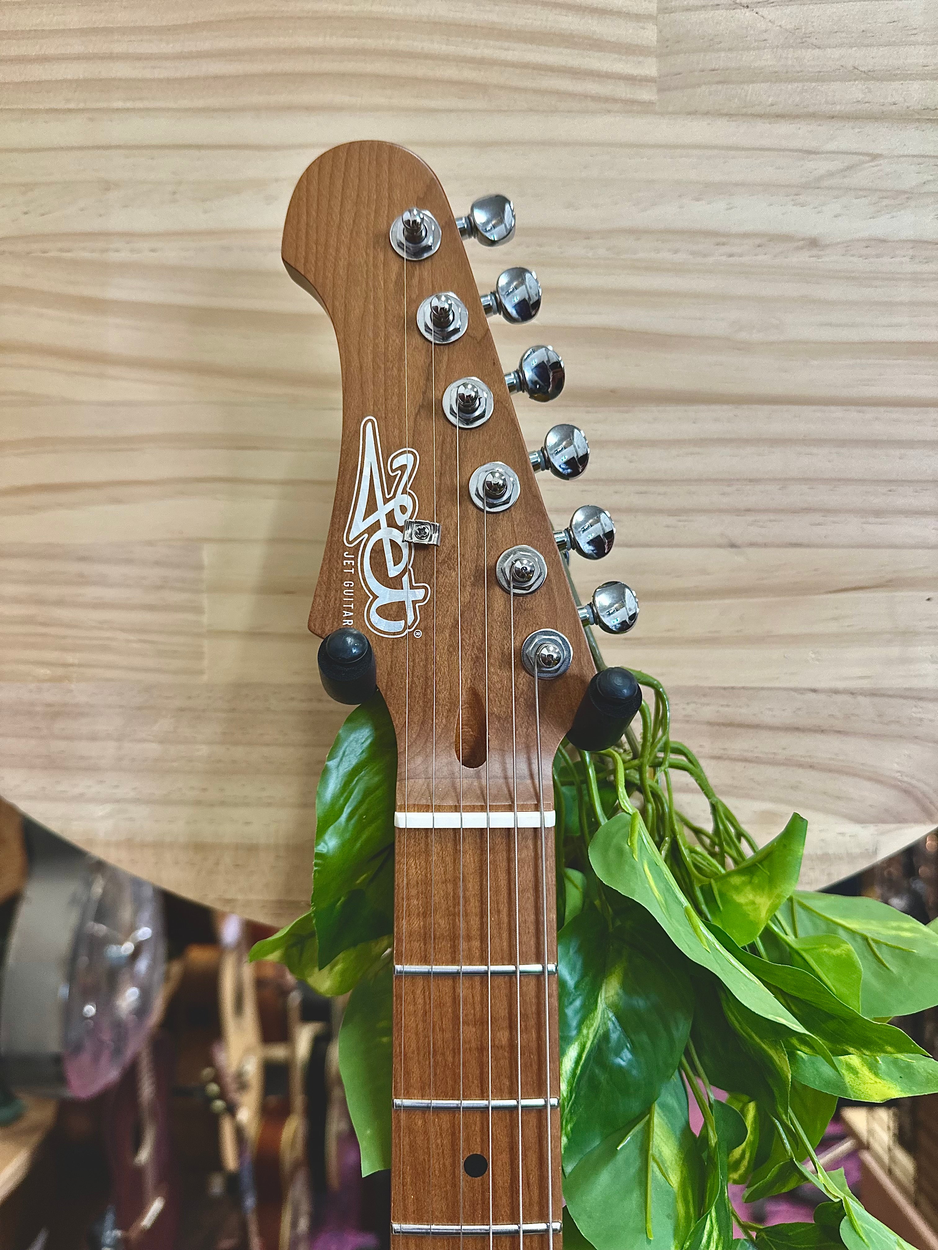Jet Guitars | JS-400 HSS | Lefty | Surf Green Jet Guitars | JS-400 HSS | Lefty | Surf Green